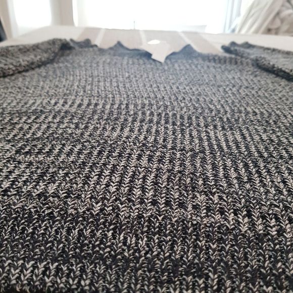 NWT ABOUND Nordstorm brand women's black sweater top, Size Medium - Picture 9 of 11